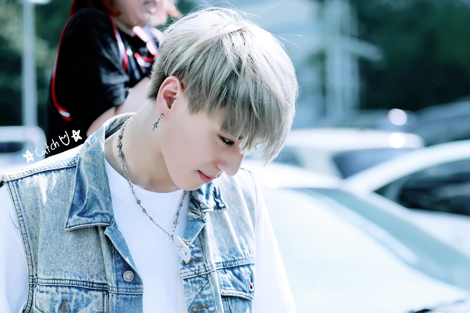 BsMoRheCAAAKrSa.jpg:large