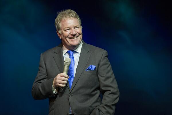 LudlowArtsFest's tweet photo. LSAF14 captured: Monday 30th we then saw comedy from @JimDOfficial who headlines Edinburgh Fringe. S&amp;B Photography http://t.co/uxZXesoCLO