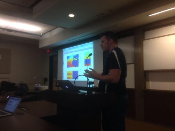 cbcunc's tweet image. Bokeh at WSSSPE workshop, right after plot.ly, within #SciPyConf