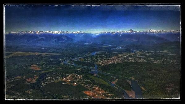 flymanpetrovski's tweet image. Messin' around with some #cooleffects and #frames #howsonpeak #telkwapass #Terrace #BC #google+ #HDR