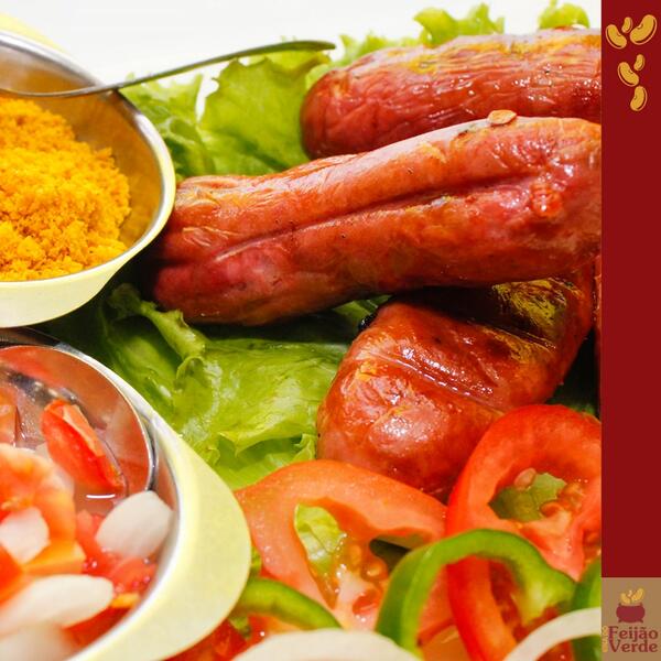 Quem gosta de linguiça calabresa pra acompanhar uma cervejinha gelada? Agora deu até vontade.