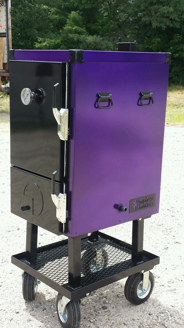 Another beautiful Humphrey's Battle Box is shipping out! This custom unit has our popular mini cart!