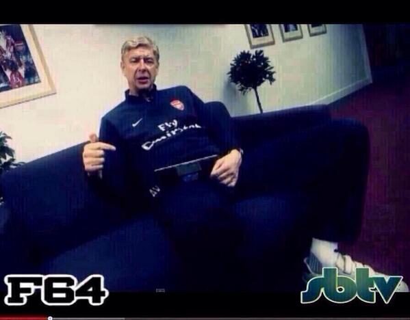 " we signed Sanchez come we bill it up, while Van Gaal splashed the same on Herrera lol you dumb fuck "