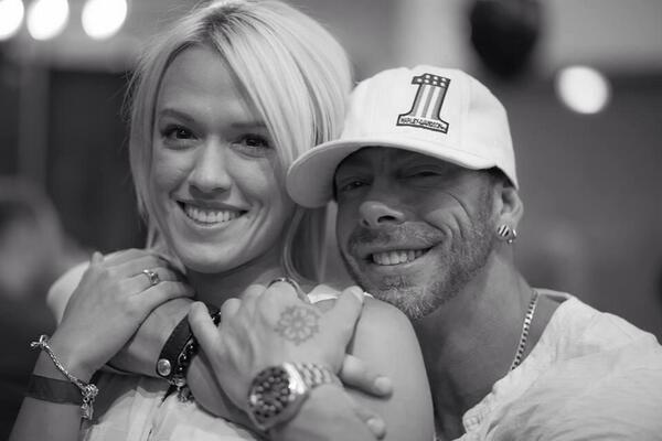 CARRIEBAISLEY's tweet photo. Me and my best friend! Who I just happen to be in love with❤️ @1stIove @TrueLoveMag #love#happiness#Together#forever http://t.co/IeEpGPHpjW