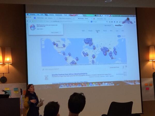 rahid's tweet photo. @rosanardila presenting her lightning talk on @mozillareps program http://t.co/FscbMQ1NN7
