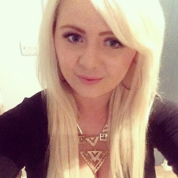 Ash_Chapz's tweet image. Almost the weekend again #noplans 😤