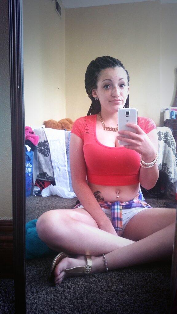 TweetThss's tweet photo. 🔥💣♥ http://t.co/VprRLMRkzR