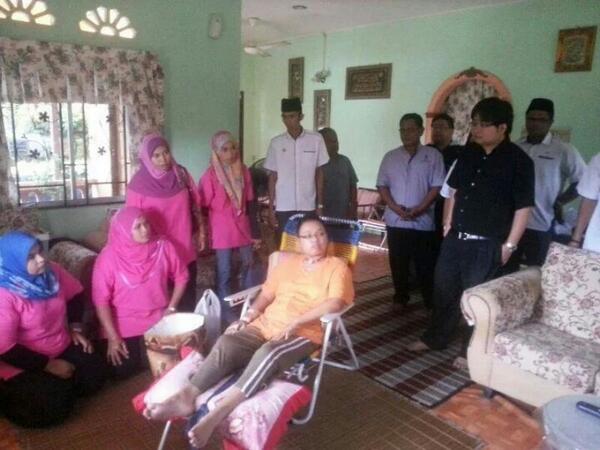 Ziarah Ramadhan Pergerakan Pemuda &amp; Puteri UMNO Bhgn Sembrong-Kg Melayu Niyor <a href="/HishammuddinH2O/">Hishammuddin Hussein 🇲🇾</a> <a href="/onnhafiz/">Onn Hafiz Ghazi</a> <a href="/fizah_2701/">Fizah echa</a>