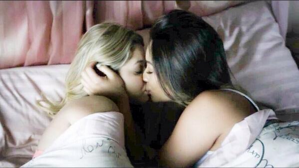 pinksblonded's tweet image. get #EmisonEquality trending