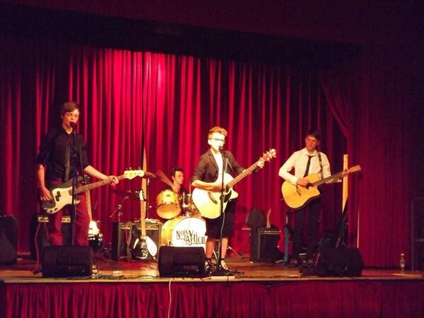 noisyarticle's tweet photo. BREWOOD music festival #500 miles http://t.co/QYvsOU37GF