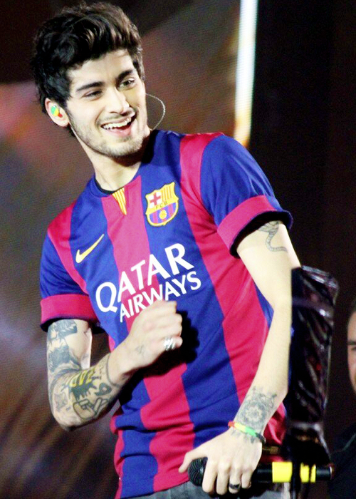 kilamrnb's tweet photo. CAN WE STOP TALKING ABOUT THAT ZERRIE STUFF AND FOCUS ON WHAT'S IMPORTANT HERE http://t.co/QWIiPZFuZj