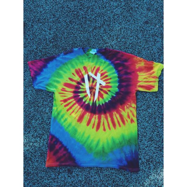 Templenine's tweet photo. Out now 18$ contact @FeedTheNoise if interested http://t.co/Bo4IrkozSX