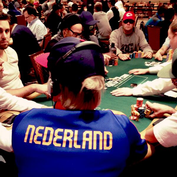 FDelVAllin's tweet image. Taí o Nederland, grande guerreiro! #WSOP2014!