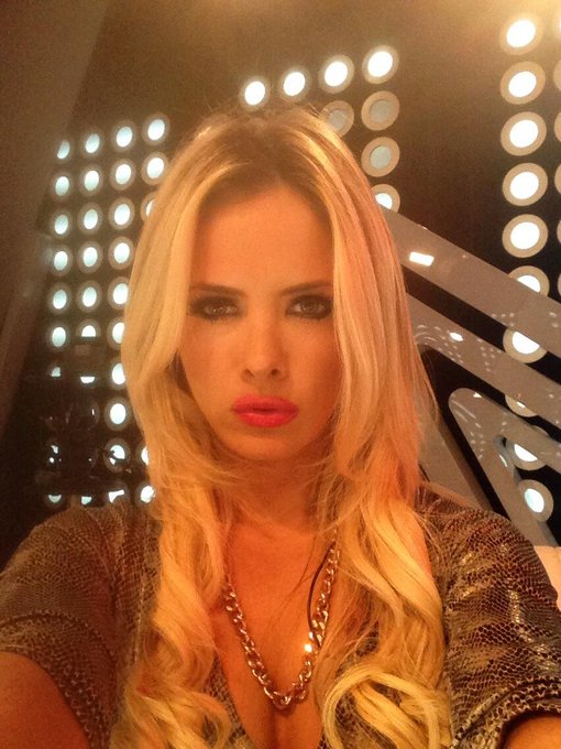 Hoy en @BenditaOk con necklace de @pupemoda http://t.co/yQXFftIygM