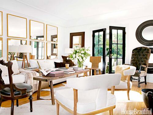 clickandimprove's tweet image. "@HouseBeautiful:  wood tones add warmth to the black-and-white palette of this living room: hbm.ag/6017Y2eX http://t.co/yxrsK4f4IU"