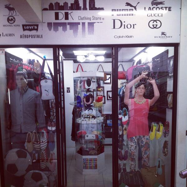 dk clothing store (StoreDk) Twitter