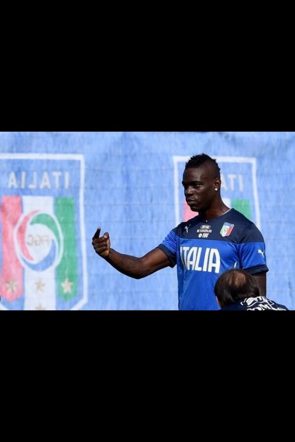 CalcioDiLazio's tweet photo. "Forzza Lazio 1-0" Mario. http://t.co/7vEMSnzy0h