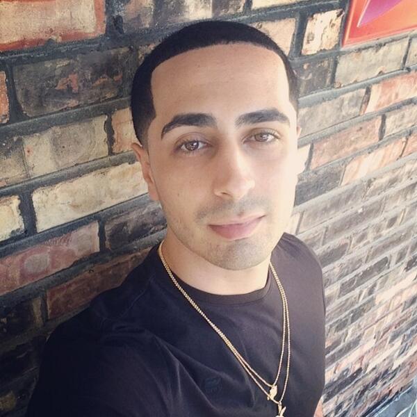 hela_cumbres's tweet image. Feelin so official right now s/o my barber @los_cut_it #LosCutit 😎