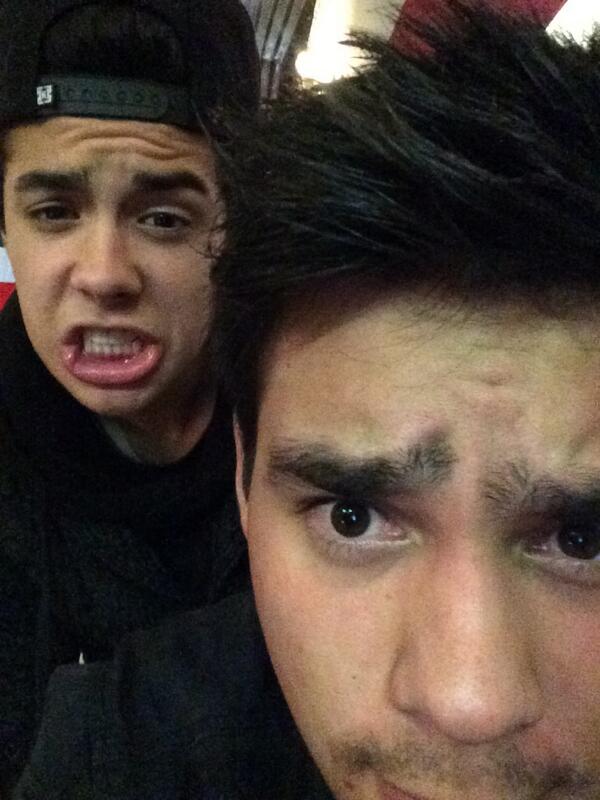 mariobautista_'s tweet photo. Feliz cumpleaños a uno de los pocos y verdaderos amigos que me han dado las redes sociales te amo @YoSoyJunior_ ❤️🎉🎉 http://t.co/3mIXY3z98C