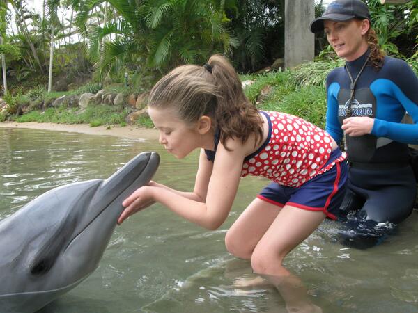 TheShineAndDine's tweet photo. "@MakeAWishAust: Happy Friday from Brianna &amp; Ellie the dolphin! http://t.co/qkr2S9cmtO http://t.co/kB5rlSvqHY"