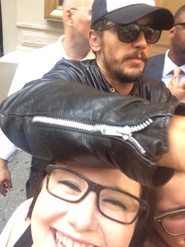 rikkadoo's tweet photo. that one time james franco thought my head was an arm rest http://t.co/pD1i4i75EZ