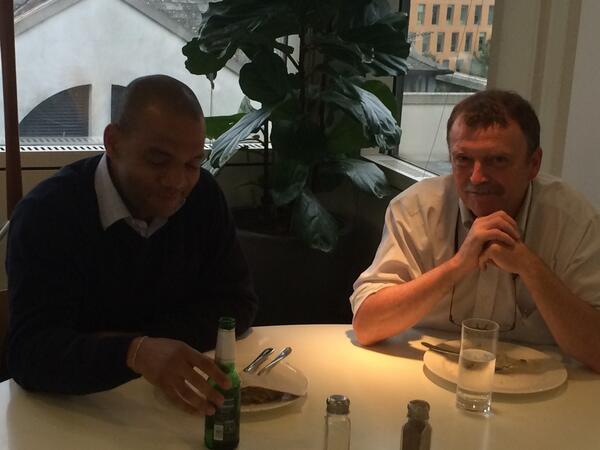 mb christie tweet media