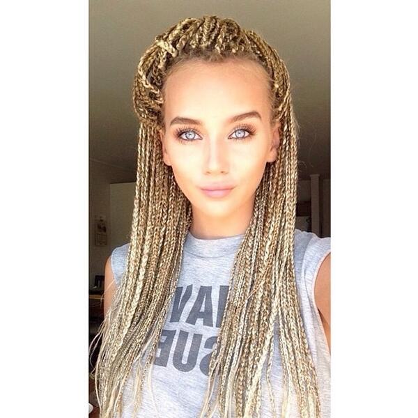 hellylife hashtag on Twitter