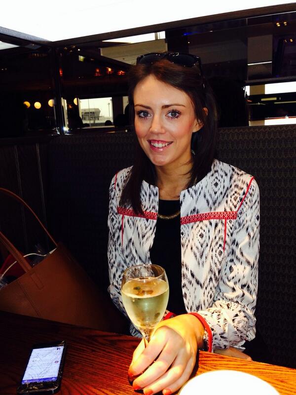 Rachel_Sx's tweet photo. Happy Friday! ☀️ #Holidays http://t.co/LGzg3zn2pw