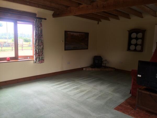 Beautiful new carpet clean in farriers ready for the guests to arrive today - full again thanks to <a href="/sykescottages/">Sykes Holiday Cottages</a>