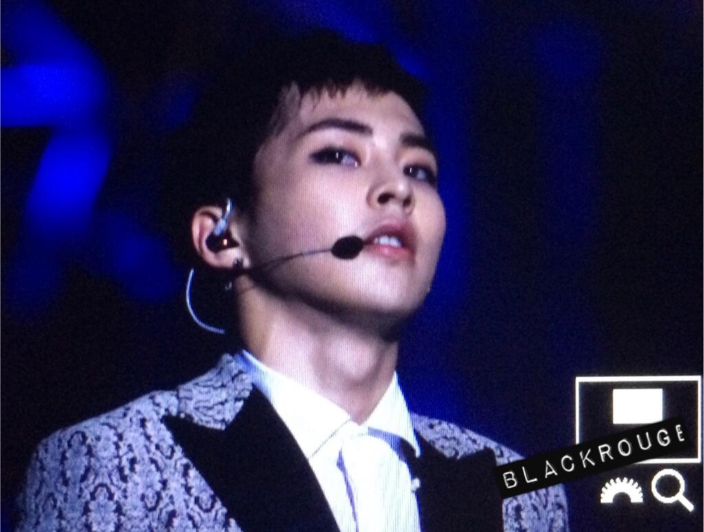 BsQ7AFVCQAAFahj.jpg:large