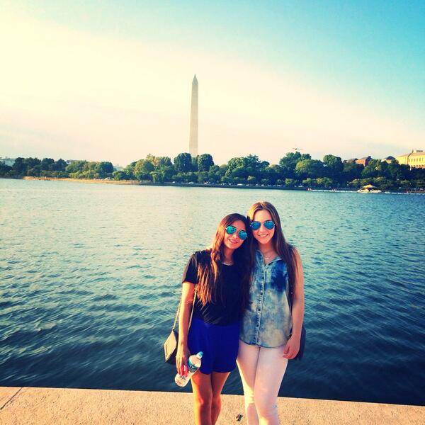 danielayv's tweet photo. @TWCInternships #twcinternational #twcsummer14 💙 Tomas Jefferson Memorial http://t.co/77xydpLGV0