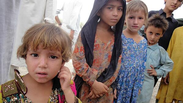 PakistanIDPs's tweet photo. Help Them to Help Yourself #PakistanIDPs #Pakistan #IDPs @PakistanIDPs #HelpThemToHelpYourself http://t.co/4tvolSjxGP