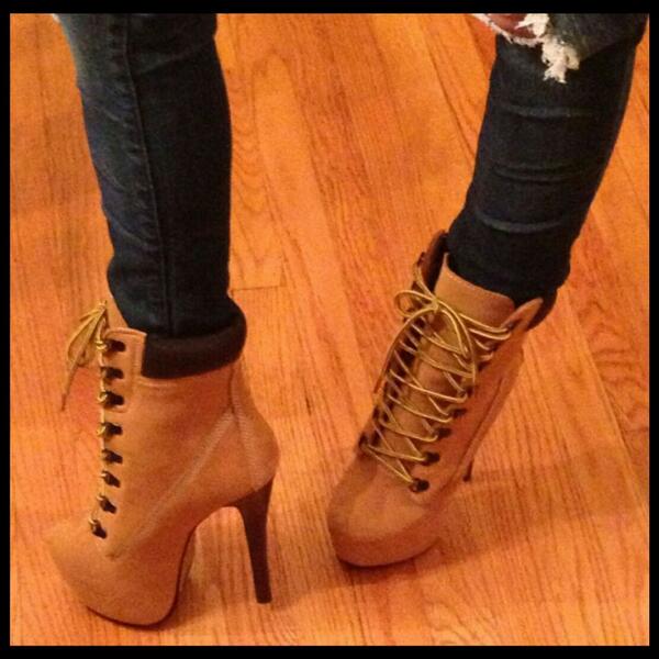 divineamoruk's tweet photo. Are You Trying to Blend in or Are You Trying to Stand Out? Shop #zjo #zjos At MAC's Boutique http://t.co/nqgZfZkpE2 ♥ http://t.co/pip0VE6WBx