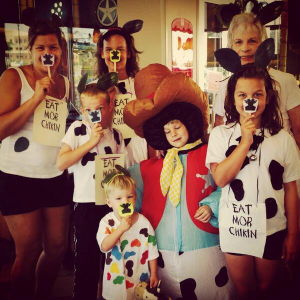 g_rascal's tweet image. #EatMorChikin #chickfila #CowAppreciationDay we love cfa!