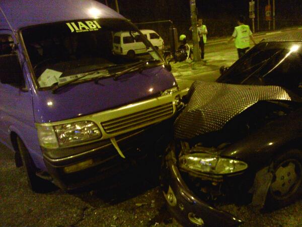 hishamputeh's tweet photo. Xcden awai pagi @tat83v @mazliny @ainytiramisu @Madselamber @fadhilfahmi http://t.co/DqrZnu6QJd