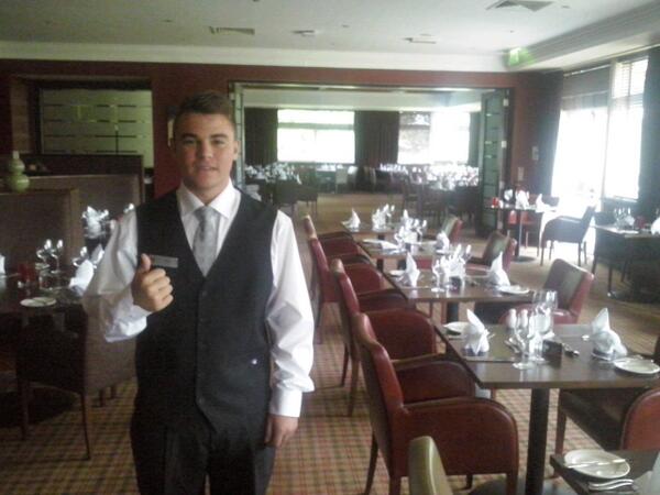 Therafa260496's tweet photo. Mi primer empleo http://t.co/5Y6e9abNtt