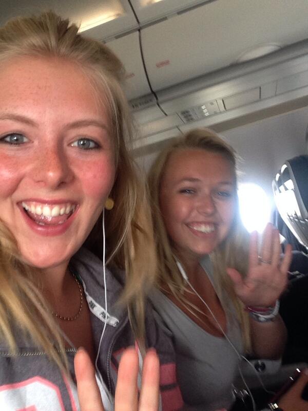 joannedodds18's tweet photo. Unbelievably excited to be back in the toon! @Eleanor__May @JennyLear26 @alice_bearpark #homieess http://t.co/en1tXNhFFS