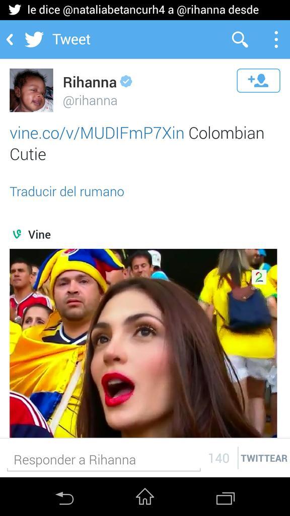 LaMega's tweet photo. Mil gracias le dice @nataliabetanc4  a @rihanna desde @LaMegaBogota!!! RT http://t.co/qSeWpnRpm8