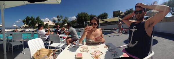 mariadelmarfons's tweet photo. ♠️♥️♣️ ☀️🌊 @CataRamis1 @Sebastia13 http://t.co/UKvbMnf69c