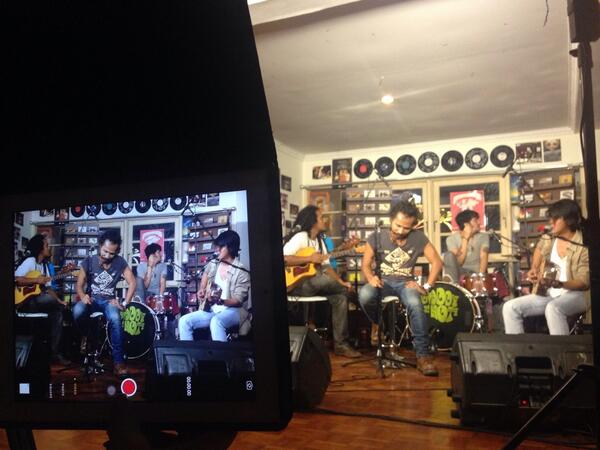 #np "SEPERTI" #PlastikCover #Digilivecoustic @digilive_id @demajors_info