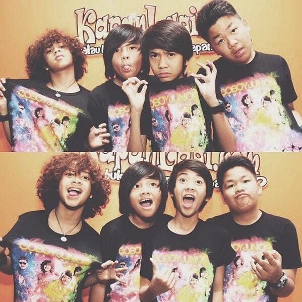 Tetaplah bersamaku jadi teman hidupku,bersama kita hadapi dunia😍❤️💕☺️😘 gutten nacht starzmate:-*