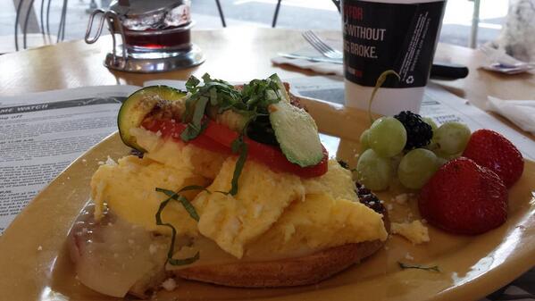 KyleCollop's tweet image. Yeah, I think I chose I good breakfast pace... #SantaMonica #yummy #ExpenseAccount