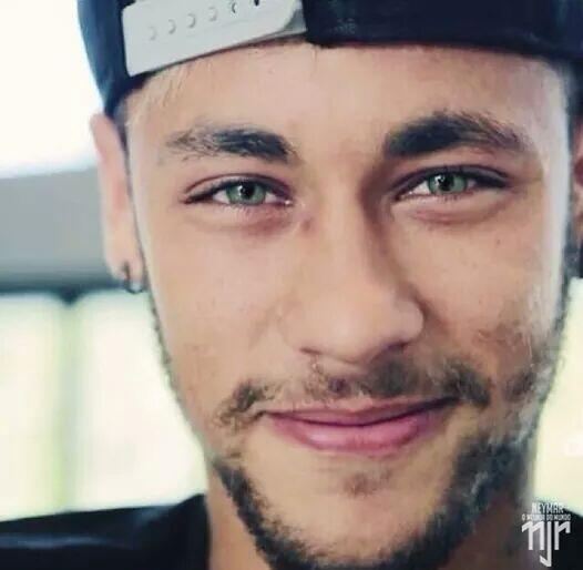 gianna_naddaf's tweet photo. Neymar <3 http://t.co/oSykVsqar8