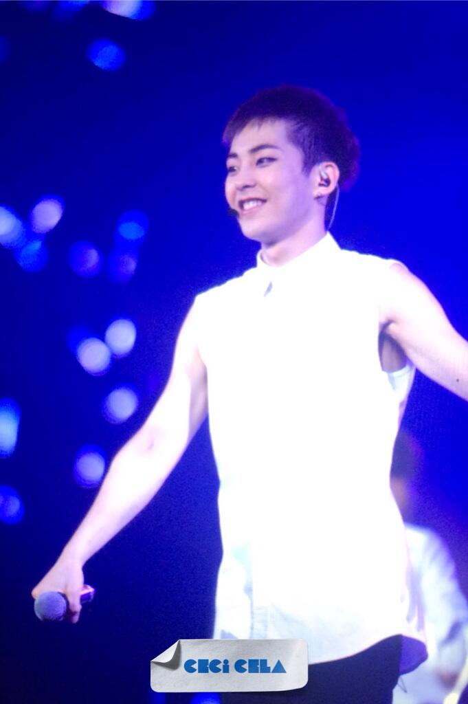 BsRkxG6CYAE5chR.jpg:large