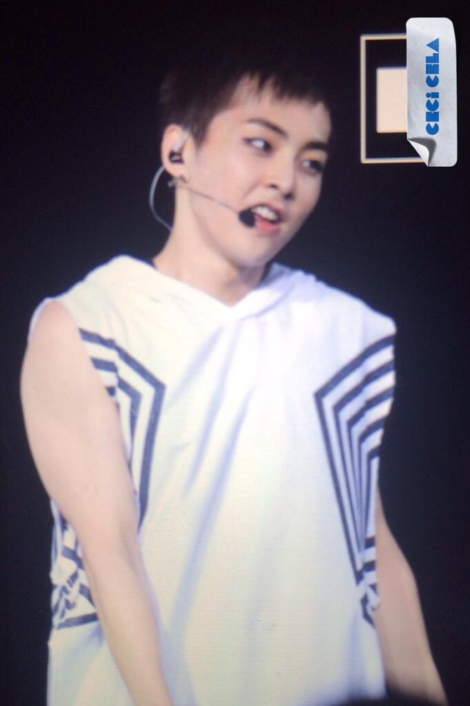 BsRoVmQCEAAmGX5.jpg:large