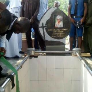 Embedded image permalink