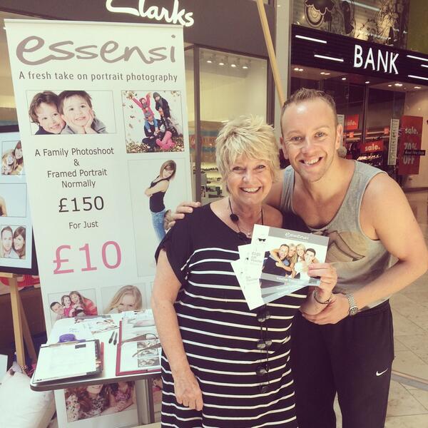 Look who was we found on the stand! Daniel Whiston from Dancing On Ice! See his family's portraits on our vouchers 📷