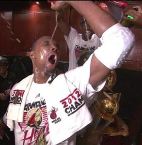 Ronnie2K's tweet image. Chris Bosh moments before signing for $118 Million back with Miami