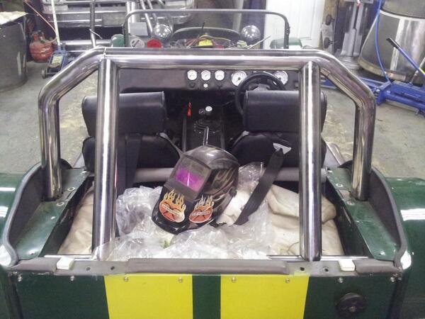 A_TM_ENG's tweet image. Stainless polished rollbar coming along nicely just have to finish welding an polish it up
