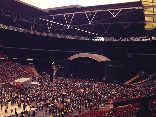 jayphillips2923's tweet photo. What an amazing view! #EminemWembley #excited @Eminem http://t.co/PL3ChbQKPH